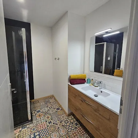 Apartament Neuf 6 Couchages 50 Metres De La *